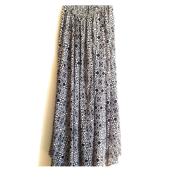 Maxi Skirt - Picture 1 of 1