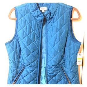 NWT Crown and Ivy turquoise vest