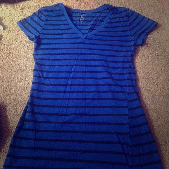 Blue and black striped Wet Seal T-Shirt Size M