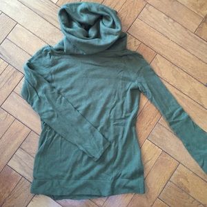 TURTLENECK / EXTRA LONG NECK