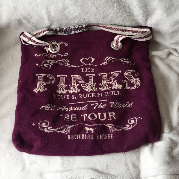 Purple cloth Pink bag