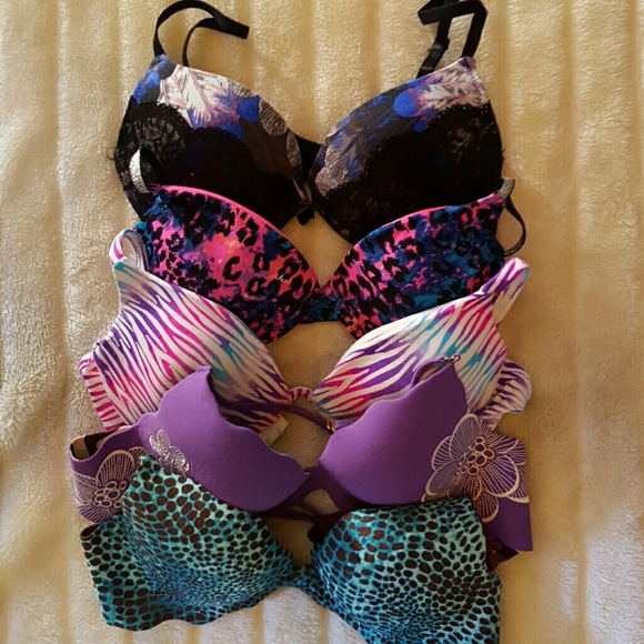 Bundle of bras