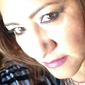 Meet your Posher, María