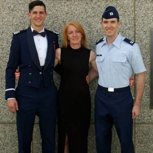 Meet your Posher, Linda