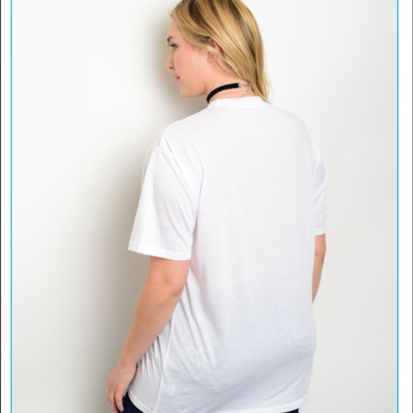 Plus size, White Top - Picture 2 of 4