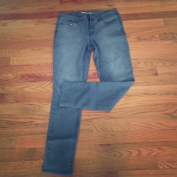 Old Navy Rockstar jeans