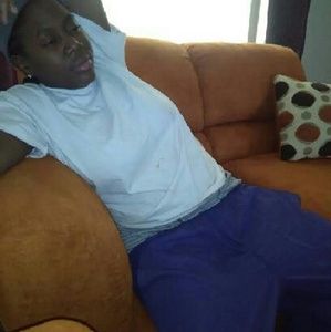 Meet your Posher, Candace