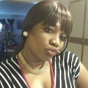 Meet your Posher, Felicia