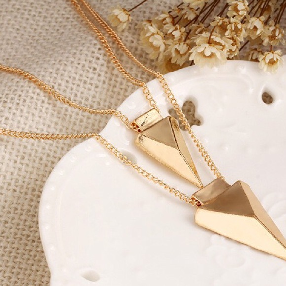 🔥1 HR SALE🔥2 Layer Gold Plated Necklace 😍 - Picture 2 of 3