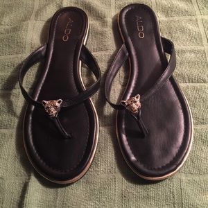 🌺Gently used Aldo sandals