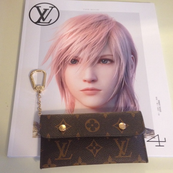 louis vuitton key pouch discontinued