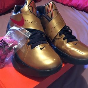 - Gold Medal Kevin Durants