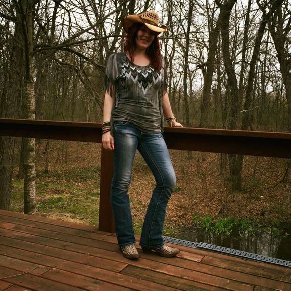 Meet your Posher, Kimberly - Picture 1 of 1