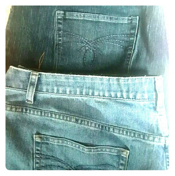 2 pair of denim Capri's