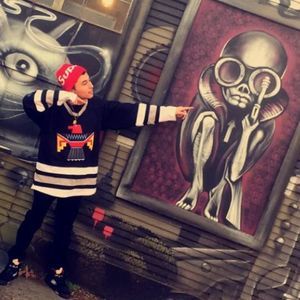 Meet your Posher, Carlos