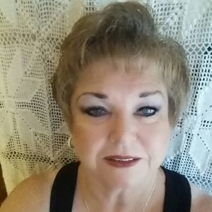 Meet your Posher, Debby