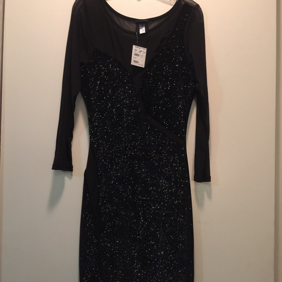 Dress - Picture 2 of 4