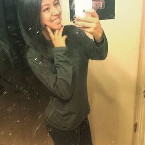 Meet your Posher, Ana