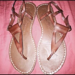 American Eagle Sandals