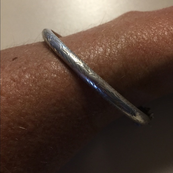 Sterling silver 925 bangle bracelet