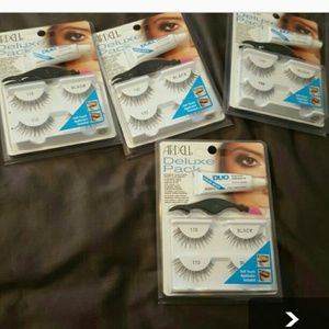 Four Ardell eye lashes