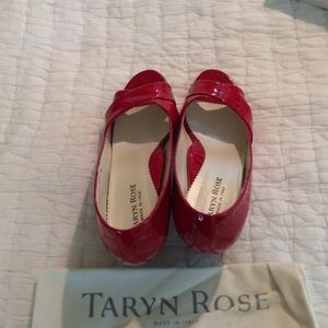 Red Patent  2 1/2"  heel open toed shoes w/ bag