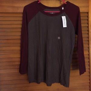 Maroon and gray baseball shirt (NWT)