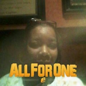 Meet your Posher, Monique