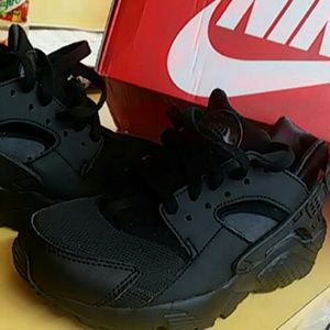 NIKE HUARACHE RUN....authentics 👟👕