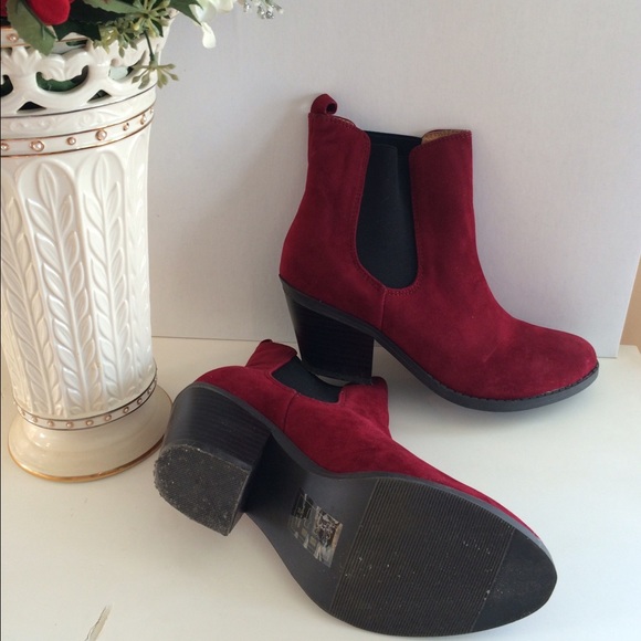 sale. 🎉🎉🎉Ankle boot - Picture 3 of 4