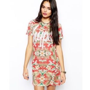 Hype T-Shirt Dress With All Over Floral Print