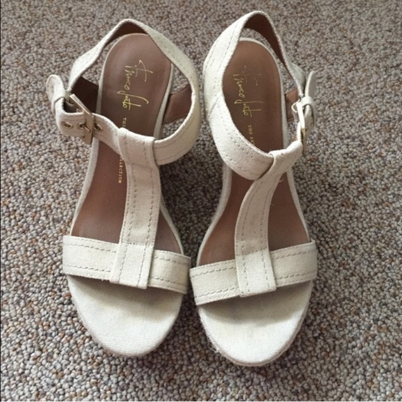 ISO Franco Sarto Ambrosia Wedges - Picture 1 of 3