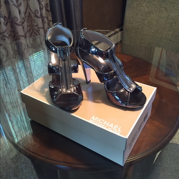 Micheal Kors shoes