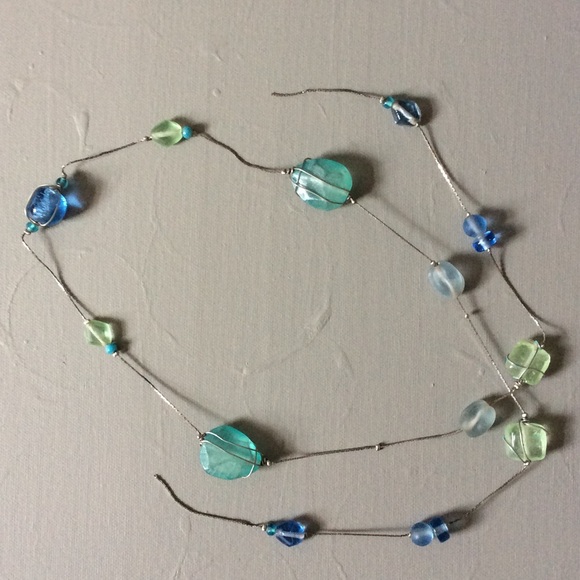 Lariat w/ blue and sea green stones
