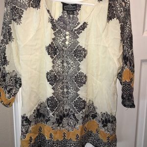 Angie quarter sleeve blouse