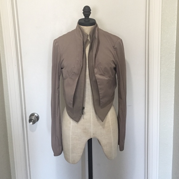 BCBGMaxazria cropped jacket