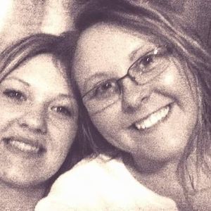 Meet your Posher, Cassandra