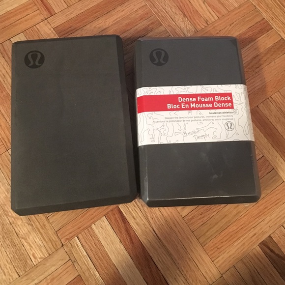 lululemon yoga block