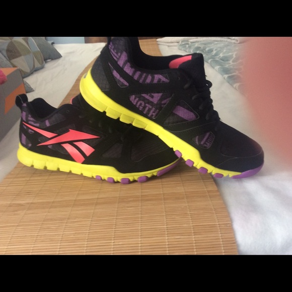 Women's Reebok running shoe in great shape!