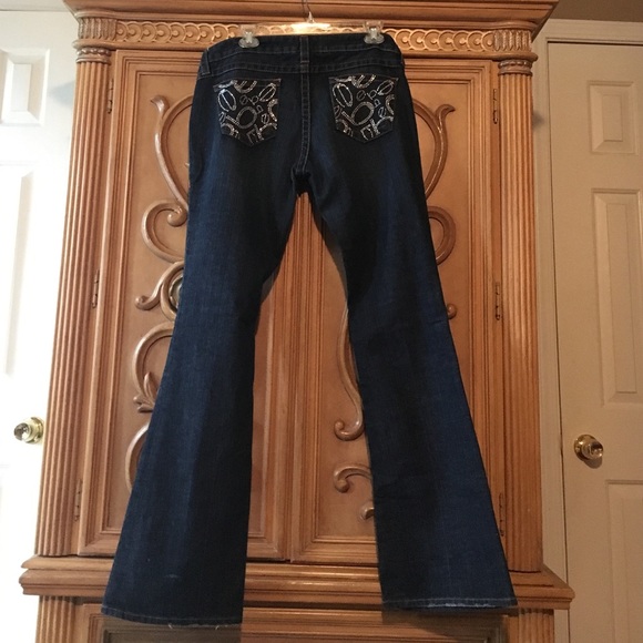 🚫SOLD🚫Women BEBE jeans size 31