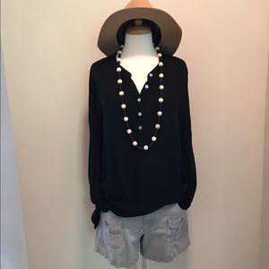 l/s blouse w slit back
