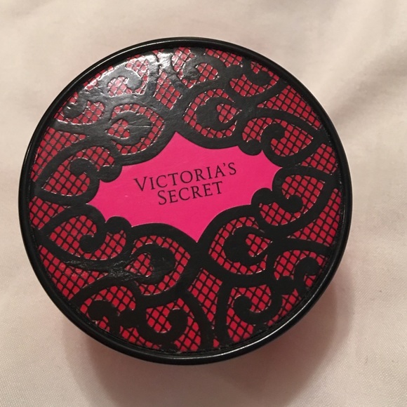 VS face powder gems