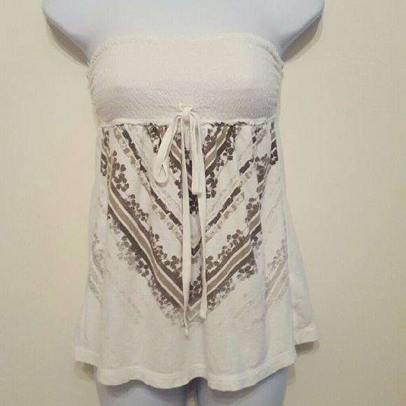 Strapless top by Arizona