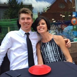 Meet your Posher, Kelly