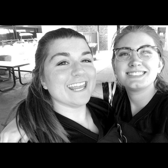 Meet your Posher, Nicole Krause  - Picture 2 of 2