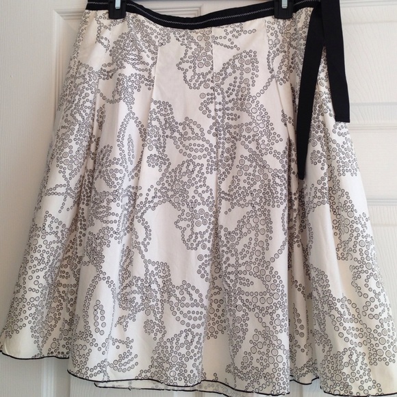 New York & Company Dresses & Skirts - Fabulous Perforated skirt!