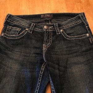 🔴MARKED DOWN🔴EUC Silver Capri