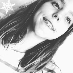 Meet your Posher, Kenzie