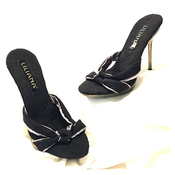 Women Shoes - Picture 1 of 4