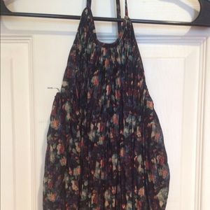 Kimchi blue Flowery strappy back crop tank